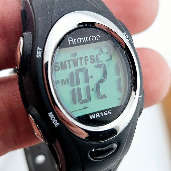 Armitron WR165 Digital Watch Black Sporty Multifunction Running Stop Timer - Picture 3 of 7